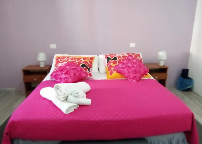 Smeralda Rum i privatbostad Olbia